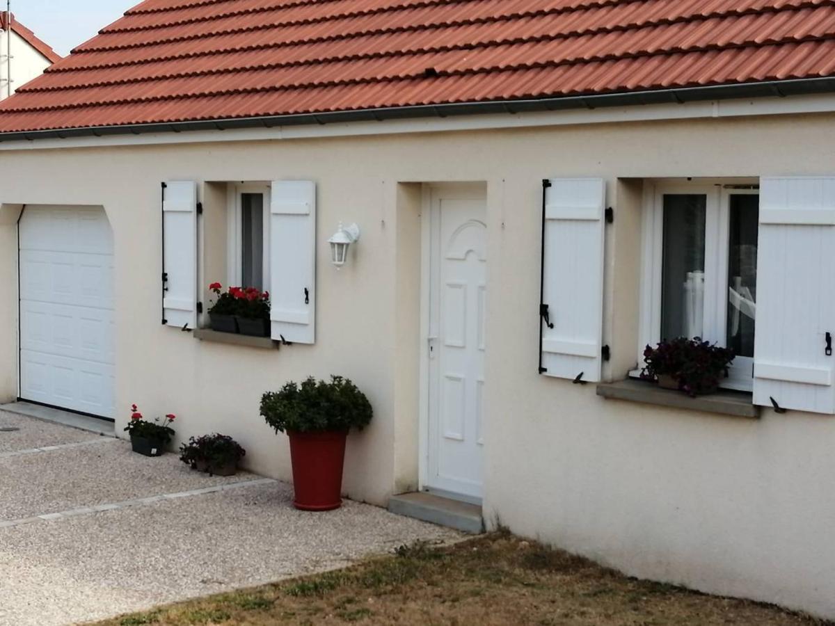 Maison indépendante Lailly-en-Val Exterior foto